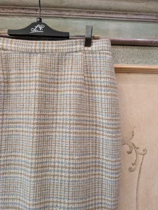 Gonna media della marca Freeling a quadretti