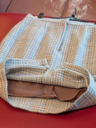 Gonna media della marca Freeling a quadretti