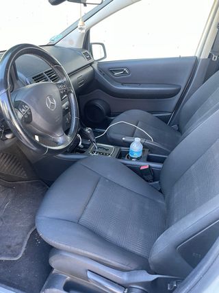 Mercedes-Benz A180 2010