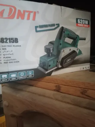 Cepillo Eléctrico ONTI 620W 82mm