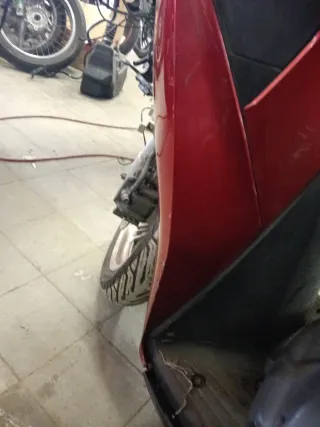 Tapa lateral delantera izquierda Honda SH 125i 17