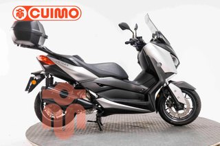 YAMAHA XMAX 300