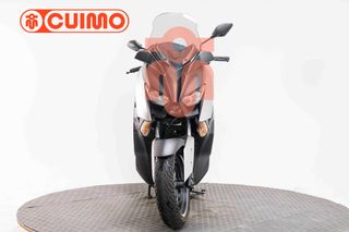 YAMAHA XMAX 300