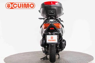 YAMAHA XMAX 300