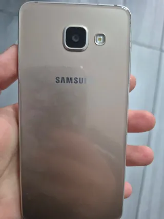 Samsung Galaxy A3e Dorado