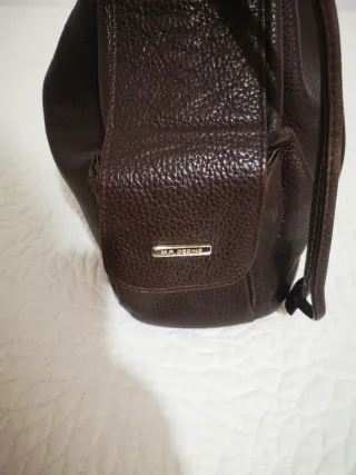 Bolso de piel marrón