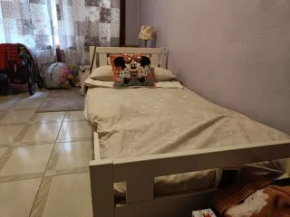 Cama infantil IKEA blanca