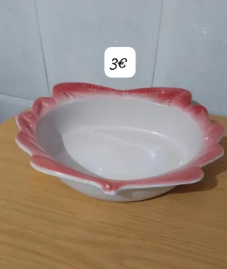 Bol de cerámica con borde rosa