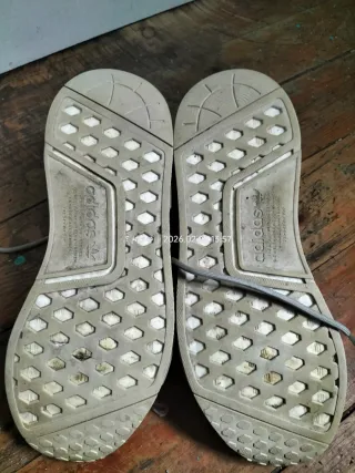 Adidas Hombre Gris y Blanco