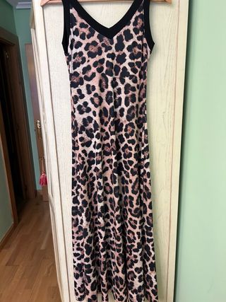 Vestido largo estampado animal print