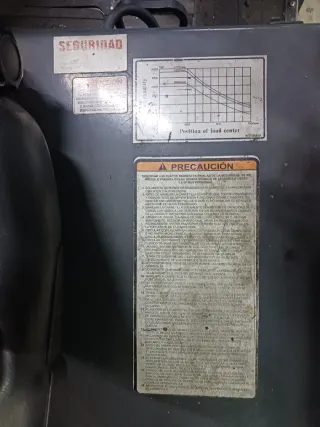 Carretilla elevadora TCM 30 3 toneladas.