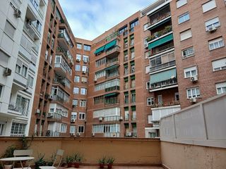 Piso en alquiler en Vallehermoso en Madrid