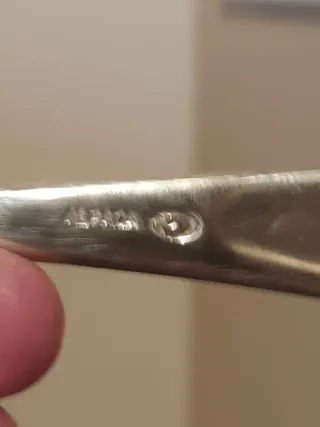 6 cucharas soperas y 5 tenedores de alpaca