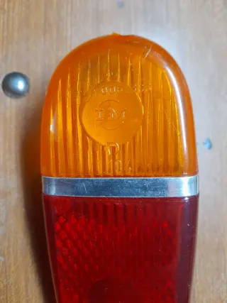 Tulipas Traseras Seat 600 D (Juego 2)