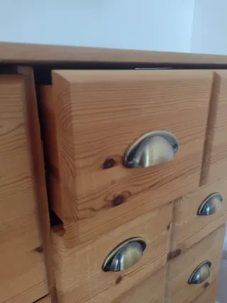 Cómoda de madera con 12 cajones