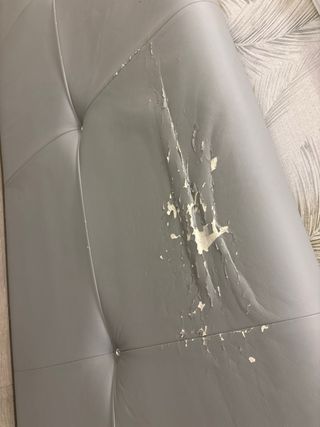 Cabecero de piel sintética gris