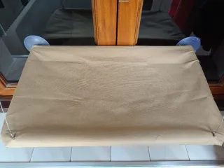 Hamaca para gato de ventana beige