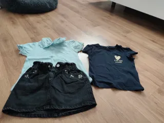 Conjunto falda y 2 camisetas 24/36m