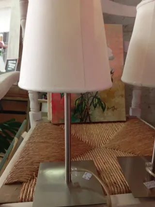 Coppia di abat-jour in tessuto e metallo