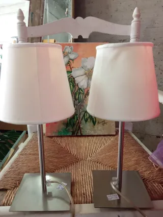 Coppia di abat-jour in tessuto e metallo