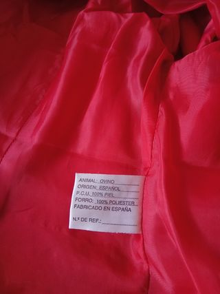 Chaqueta de piel DR mujer roja