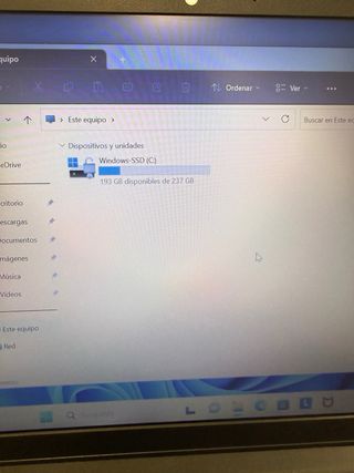 Portátil Lenovo V14 G2 Negro/Gris