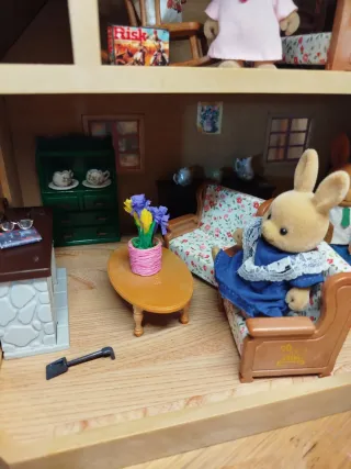 Casa Sylvanian Families con figuras