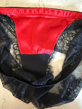 Braguita de seda negra y roja
