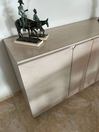 Aparador de madera 4 puertas y Mueble de tv