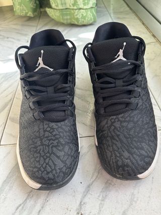 Zapatillas Nike Jordan B.Fly