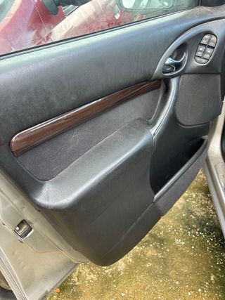 Despiece Ford Focus I sedán 1.8 Turbo