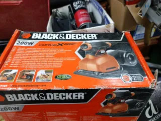 Lijadora Black & Decker 200W