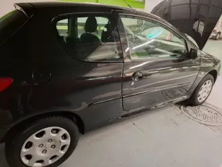 Peugeot 206 2003