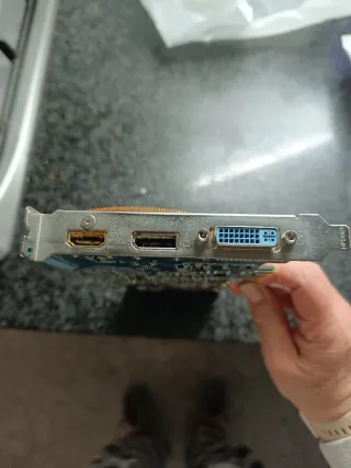 Tarjeta Gráfica Gigabyte