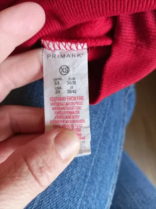 Sudadera Stranger Things Roja Talla XS