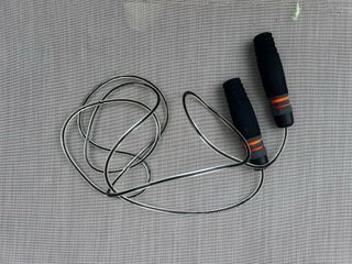 Comba de velocidad ajustable • Fitness