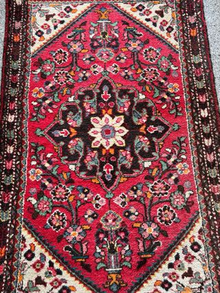 Alfombra antigua de lana multicolor