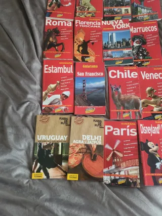 Lote 16 guías de viaje. Precio por todas