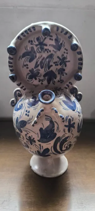 Cántaro botijo raro azul y blanco