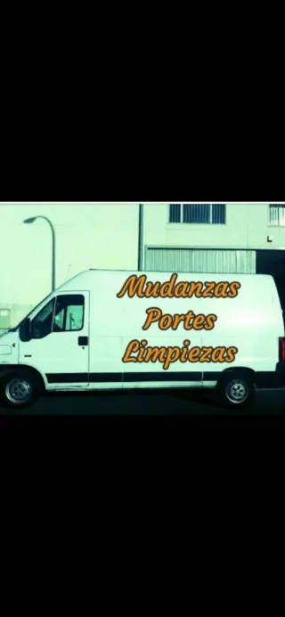 Realizamos Portes y Mudanzas Retirada de escombro