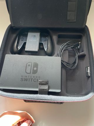 Nintendo Switch con maletin