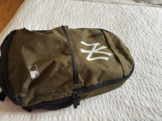 Mochila New Era Yankees Verde y Negra