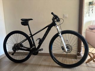 Bici de Montaña cube de 29”Amortiguacion Rock Shox