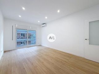 Piso en venta en El Castell-Poble Vell en Castelldefels