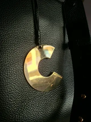 Borsa Coccinelle Pelle Nera Dettagli Oro