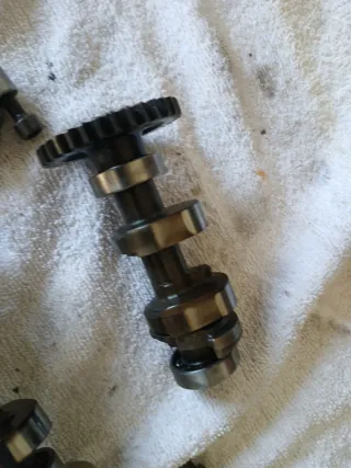 2 árboles de levas Husqvarna 300 4t 2008