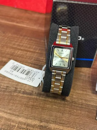 Orologio Casio  oro e argento