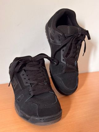 Zapatillas DC Negras
