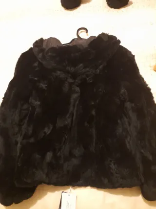 Chaqueta pelo sintético negra