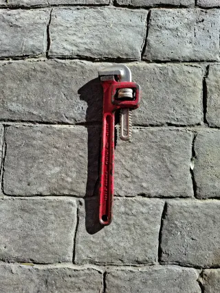 Llave de fontanero 14 de acero